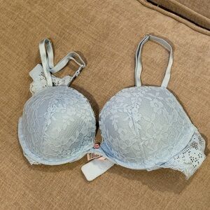 Victorias Secret Lace Women's Bra in Light Blue